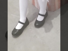 女の子T棒すべての年齢のための革学校の靴、13番の小型7の大きい