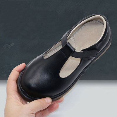 黒い革の学校用靴 フラットヒール/ゴムソールでカスタマイズ
